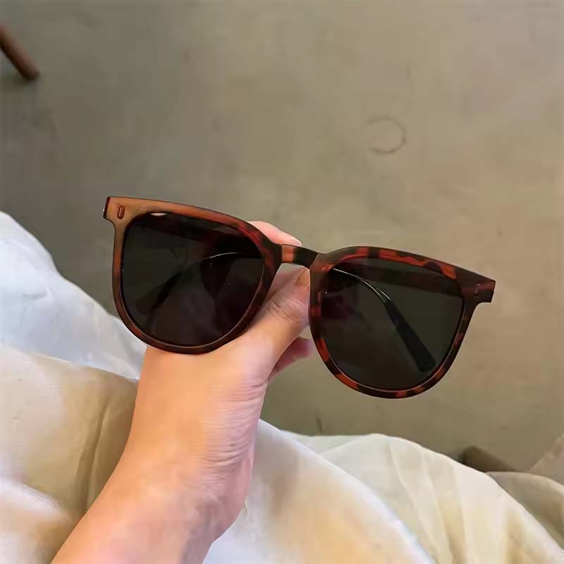 😎 Faltbare Sonnenschutz-Sonnenbrille|Eine tolle Möglichkeit, beim Ausgehen schlanker auszusehe💫